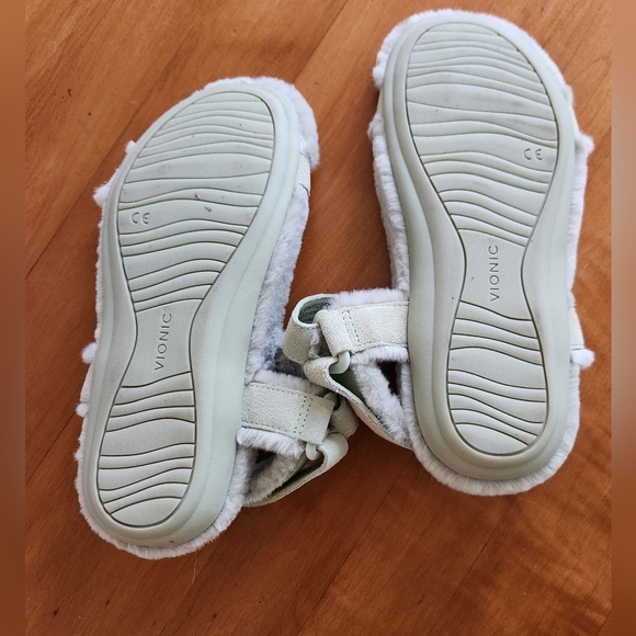 Vionic Viva Womens Faux Fur Strap Sandals Size 6 - Picture 3 of 9